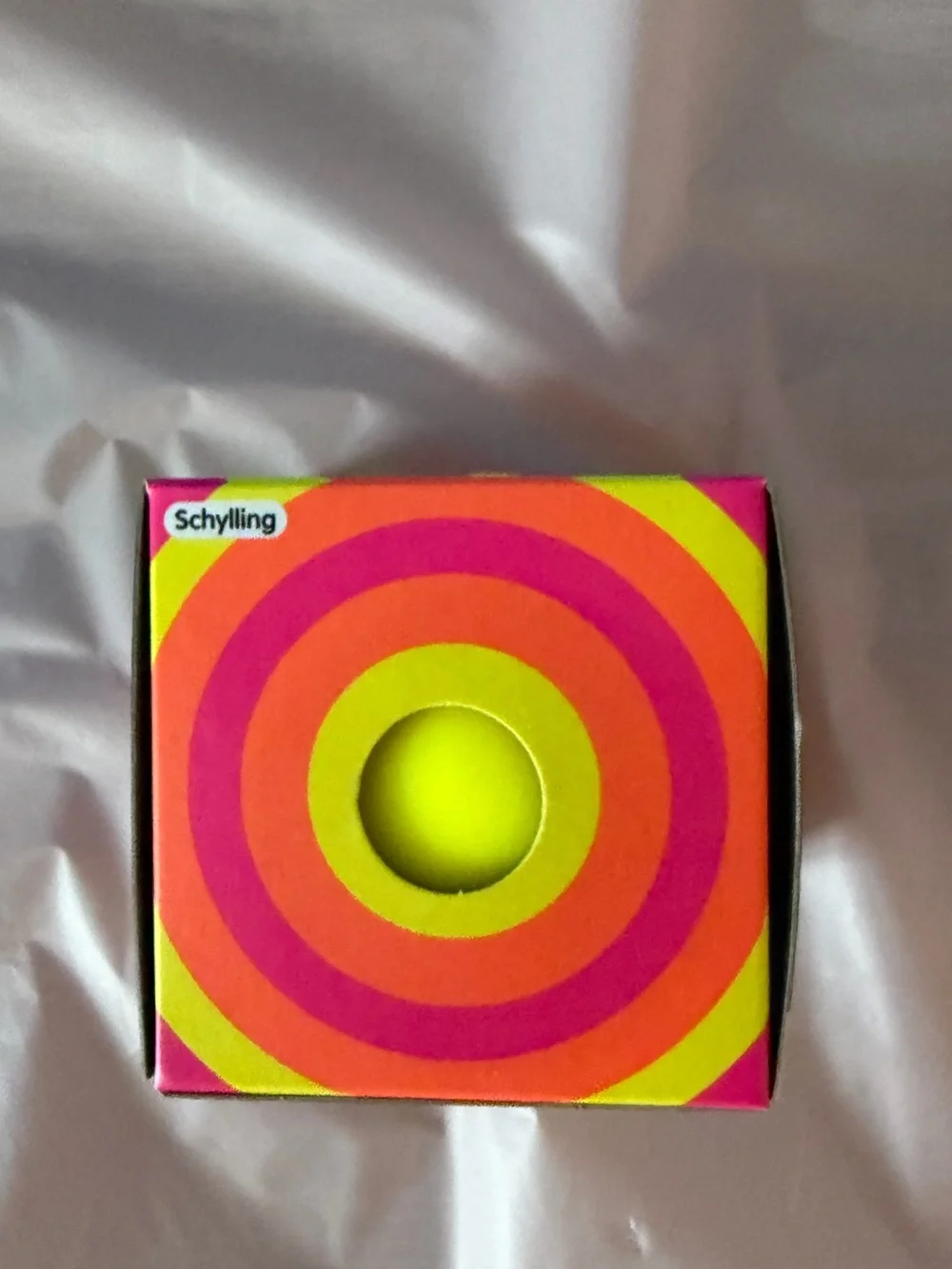 Color NeeDoh Color Change Kids Toy - Black with Bright Yellow & Orange